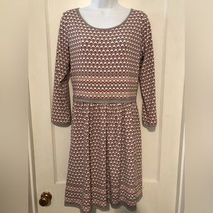 Scoop Neck Dress 
Sophie Max 
Size Junior Medium 
Polyester/Spandex 
NWT